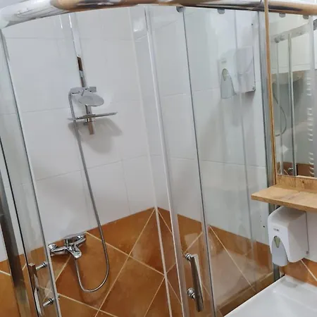 Lägenhetshotell Tri 