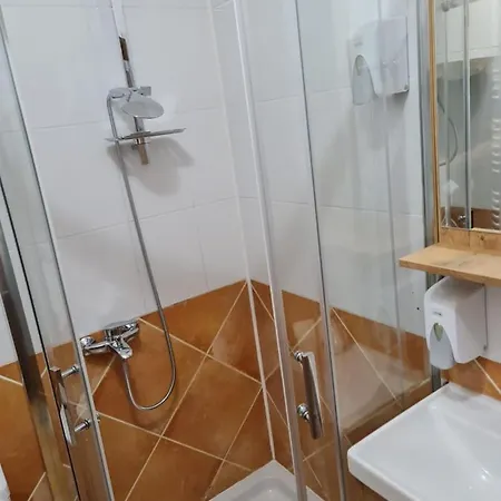 Lägenhetshotell Tri 